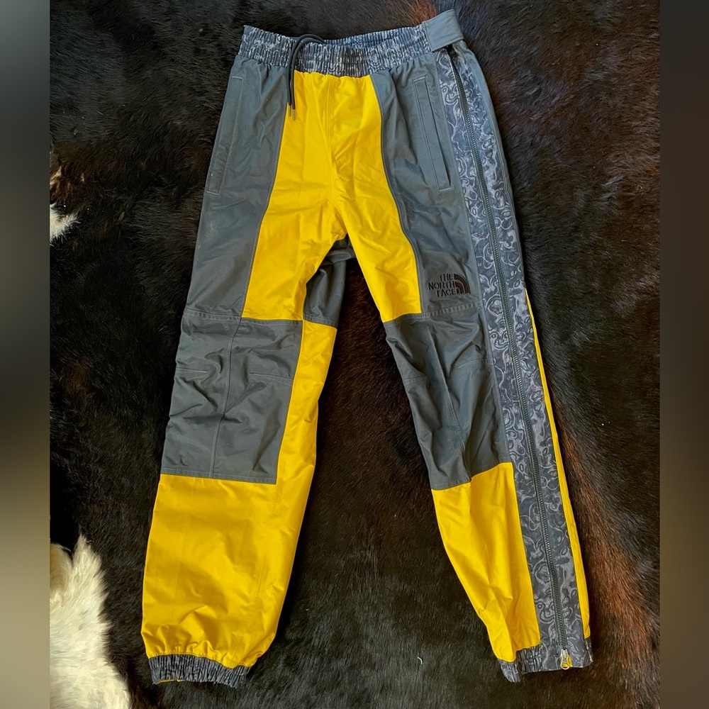 THE NORTH FACE SKI STYLE PANTS